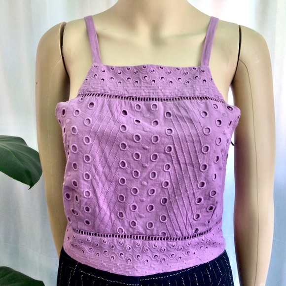 DOLAN Lace-Back Crop Top - Picture 1 of 8